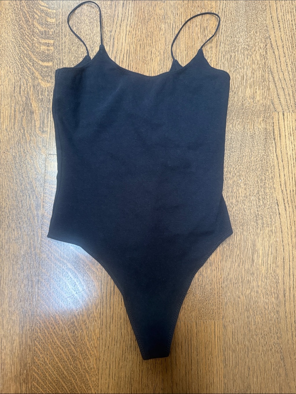 ARITZIA BLACK BODYSUIT - size small